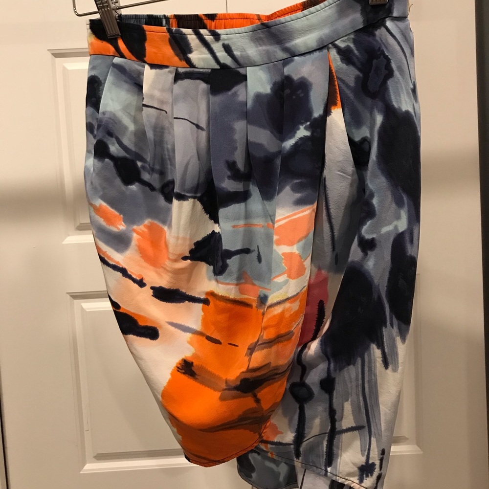 BCBG tulip skirt